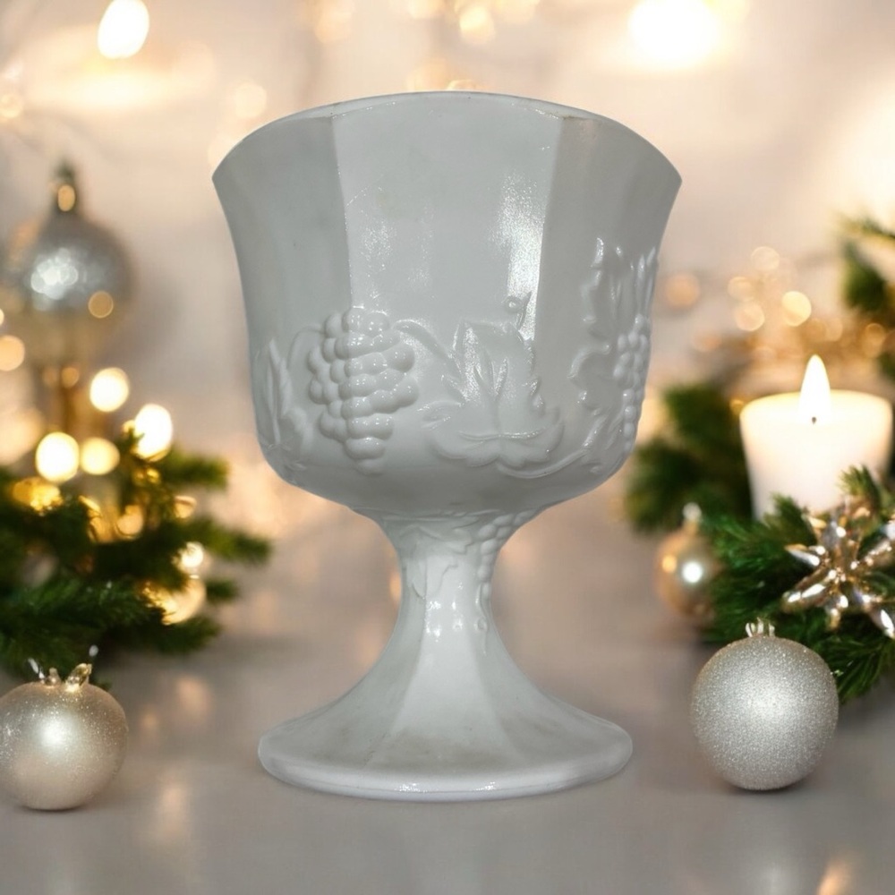 Vintage Indiana Glass White Milk Glass Harvest Grape Goblet Pedestal Bowl